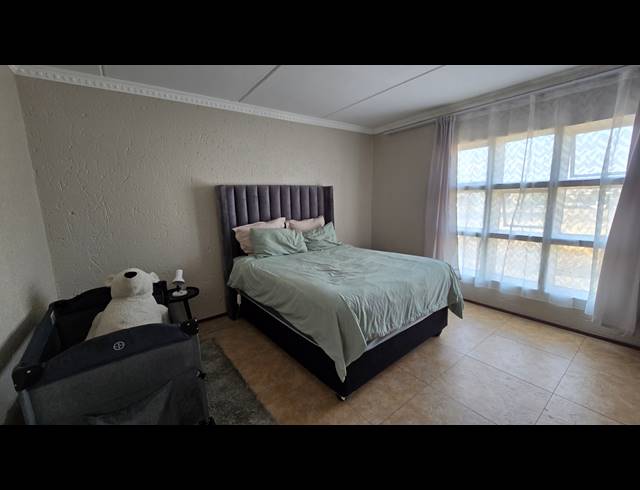 2 BEDROOM SECTIONAL TITLE FOR SALE IN MULBARTON